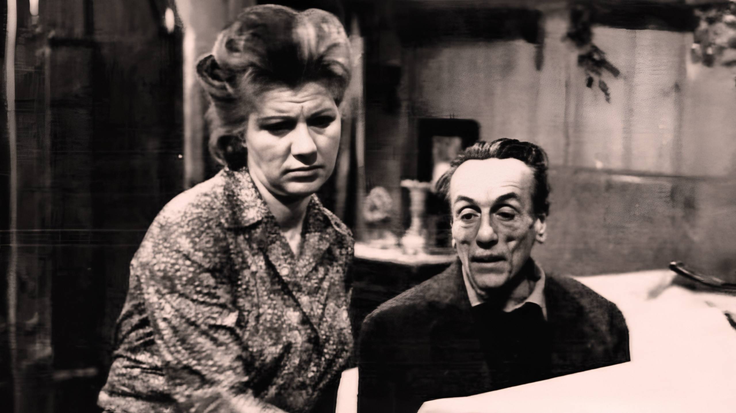 Luisa Conte attrice napoletana in scena al Teatro Sannazaro Napoli