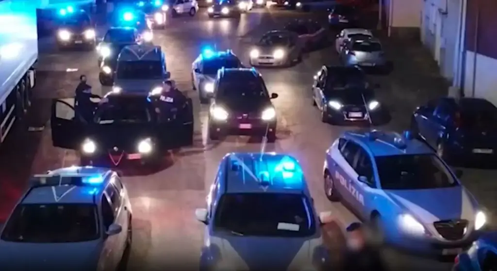 Minorenne arrestato per tento omicidio