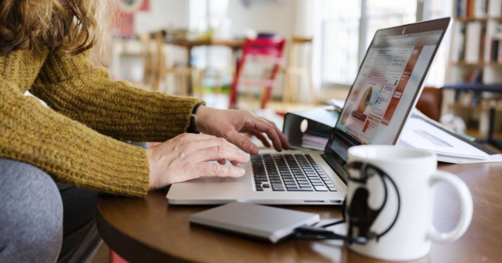 Dietro l’offerta allettante online merce rubata