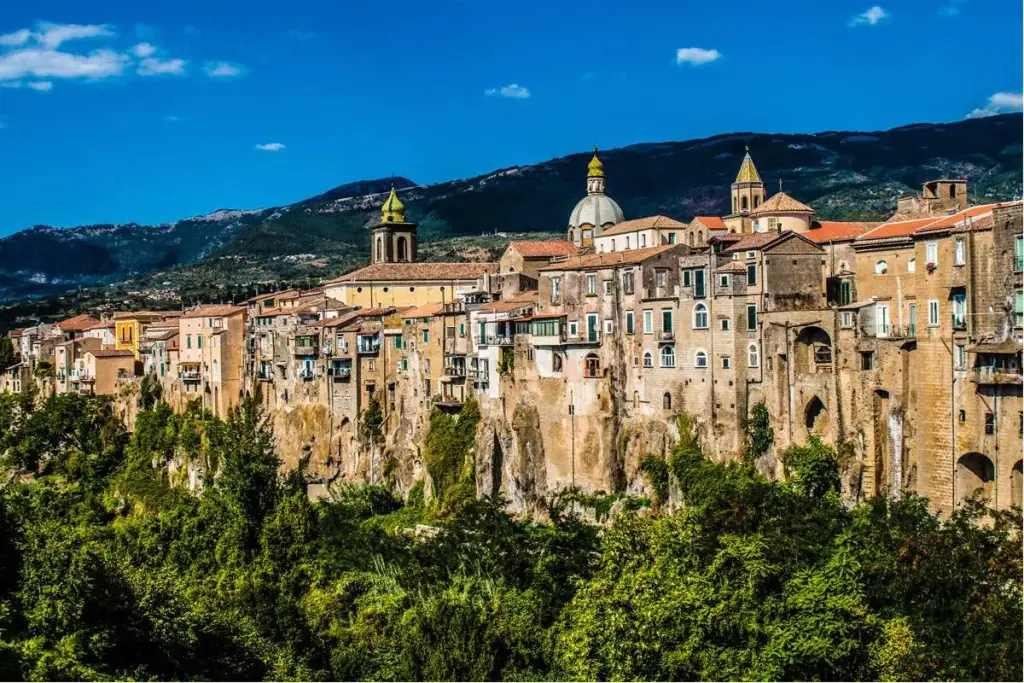A Benevento il turismo è lento e sulle orme dei pellegrini