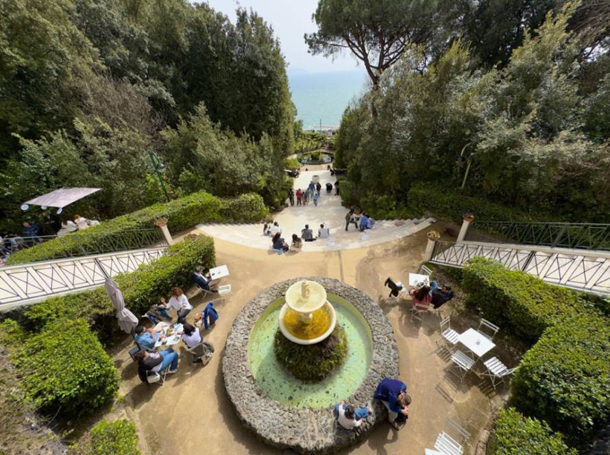 Colazioni "esperienziali" al Garden Bar della Villa Floridiana al Vomero