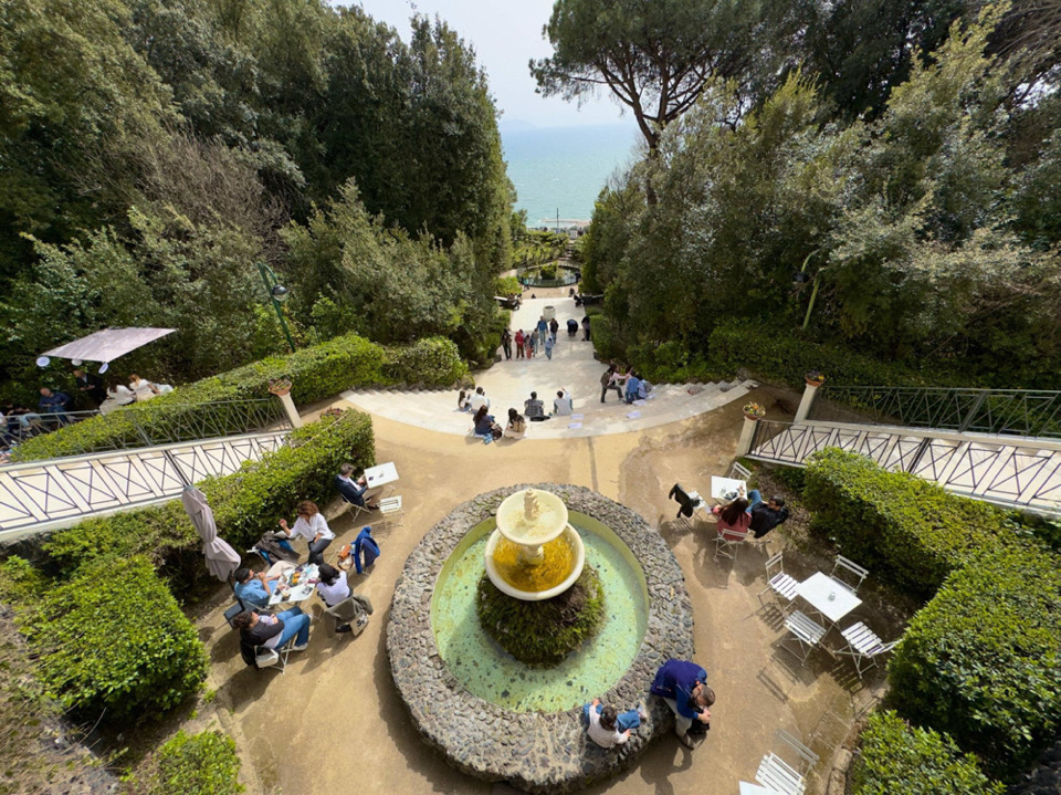 Colazioni "esperienziali" al Garden Bar della Villa Floridiana al Vomero