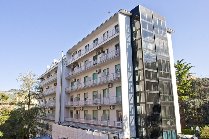 Visite di prevenzione gratuite alla Clinica Sanatrix sabato 18 aprile