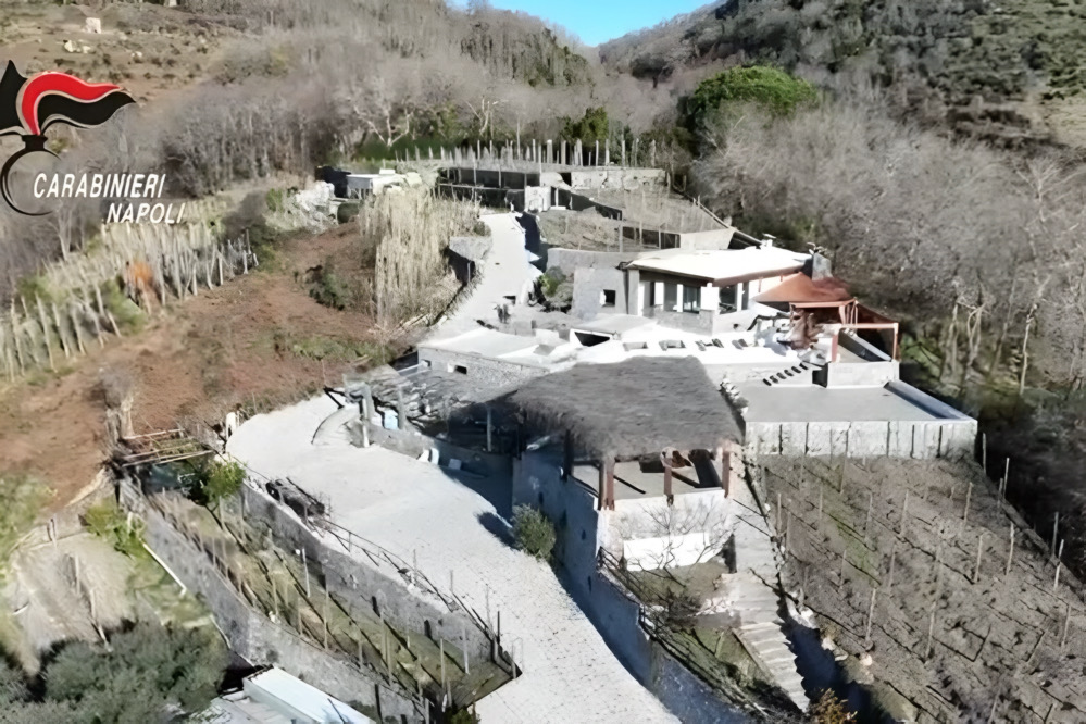 Ischia, il paradiso tradito
