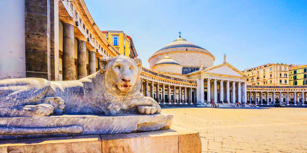 Maggio dei Monumenti 2026: Napoli si accende di luce e colori