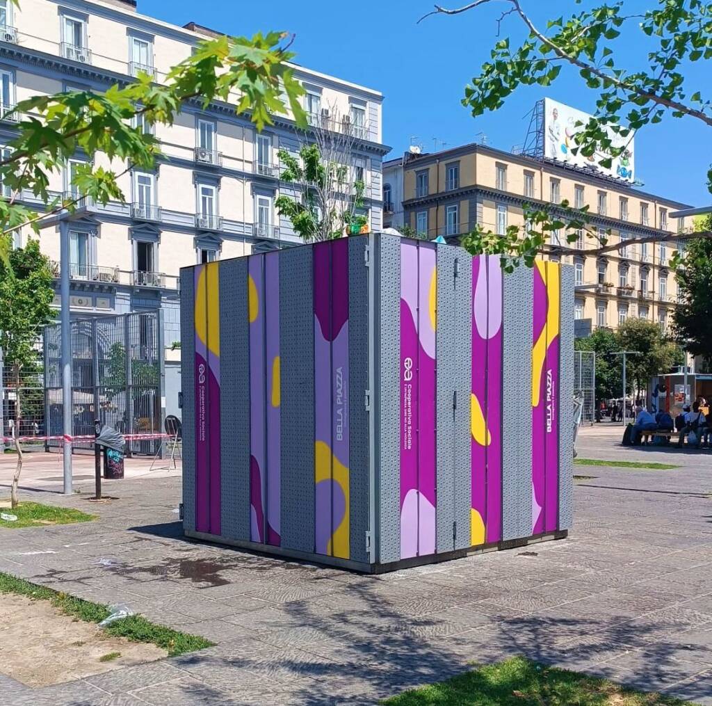 I nuovi chioschi di piazza Garibaldi a Napoli