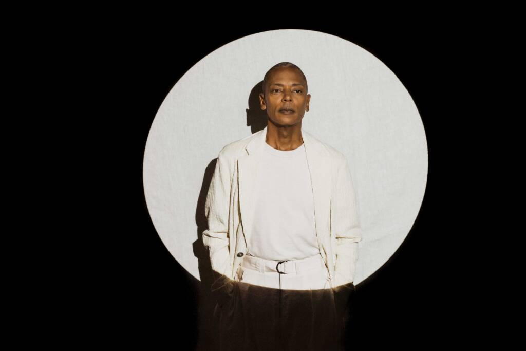 Jeff Mills, il dj e il suo universo techno a Castel Volturno