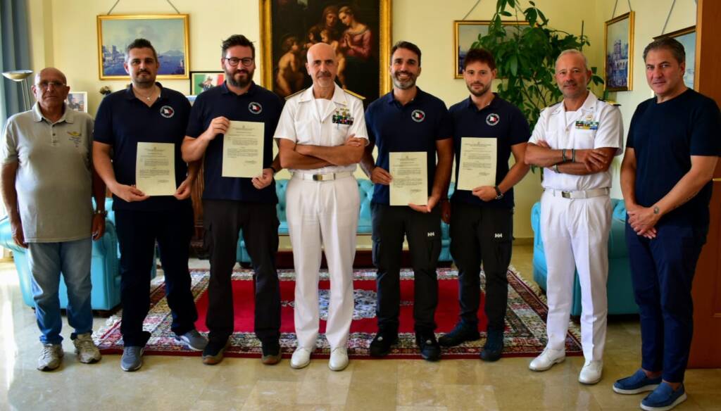 Nuovi piloti operativi nel golfo di Napoli