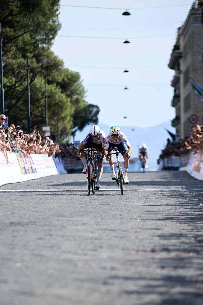 Giro di Campania, vittoria al fotofinish di Fagundez