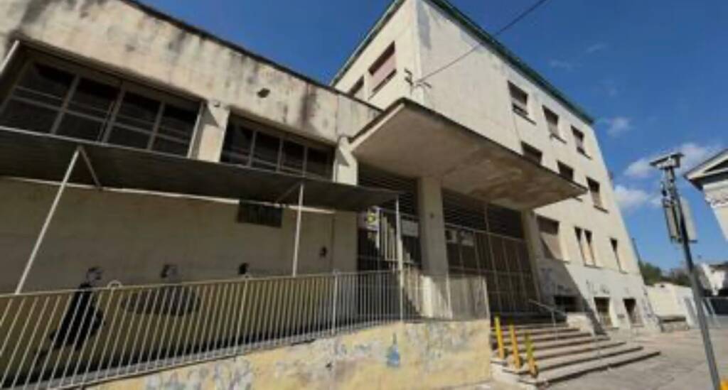 Napoli, furto nella scuola primaria a Gianturco
